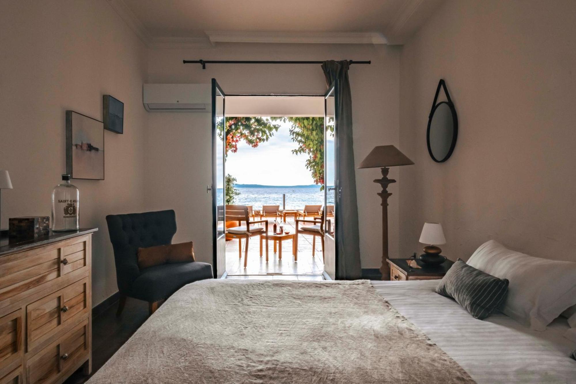 Surplage Hotel Cavaliere Le Lavandou Exterior photo